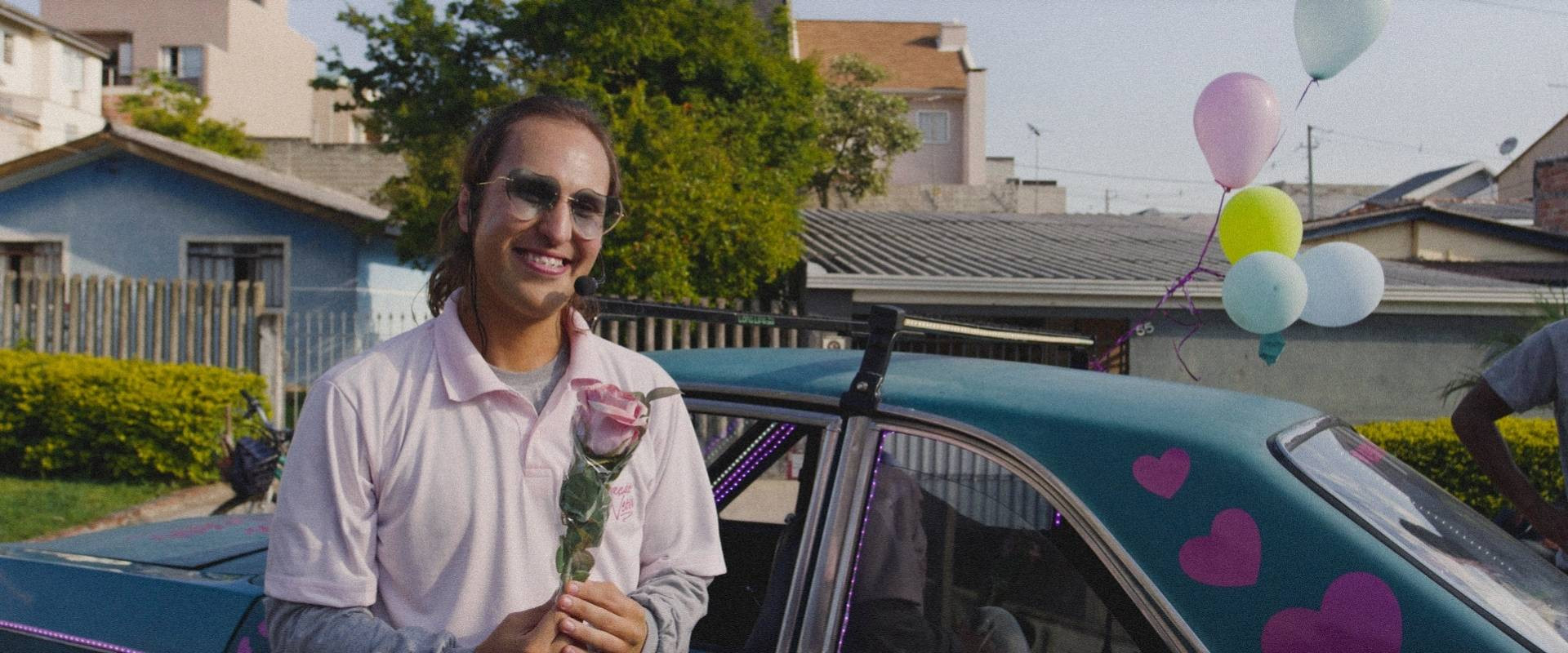 Cena do filme Coração de Neon 11