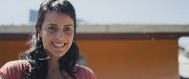 Cena do filme Coração de Neon 35