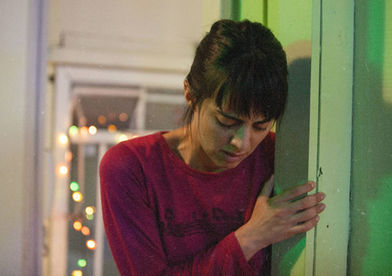 Cena do filme Coração de Neon 36