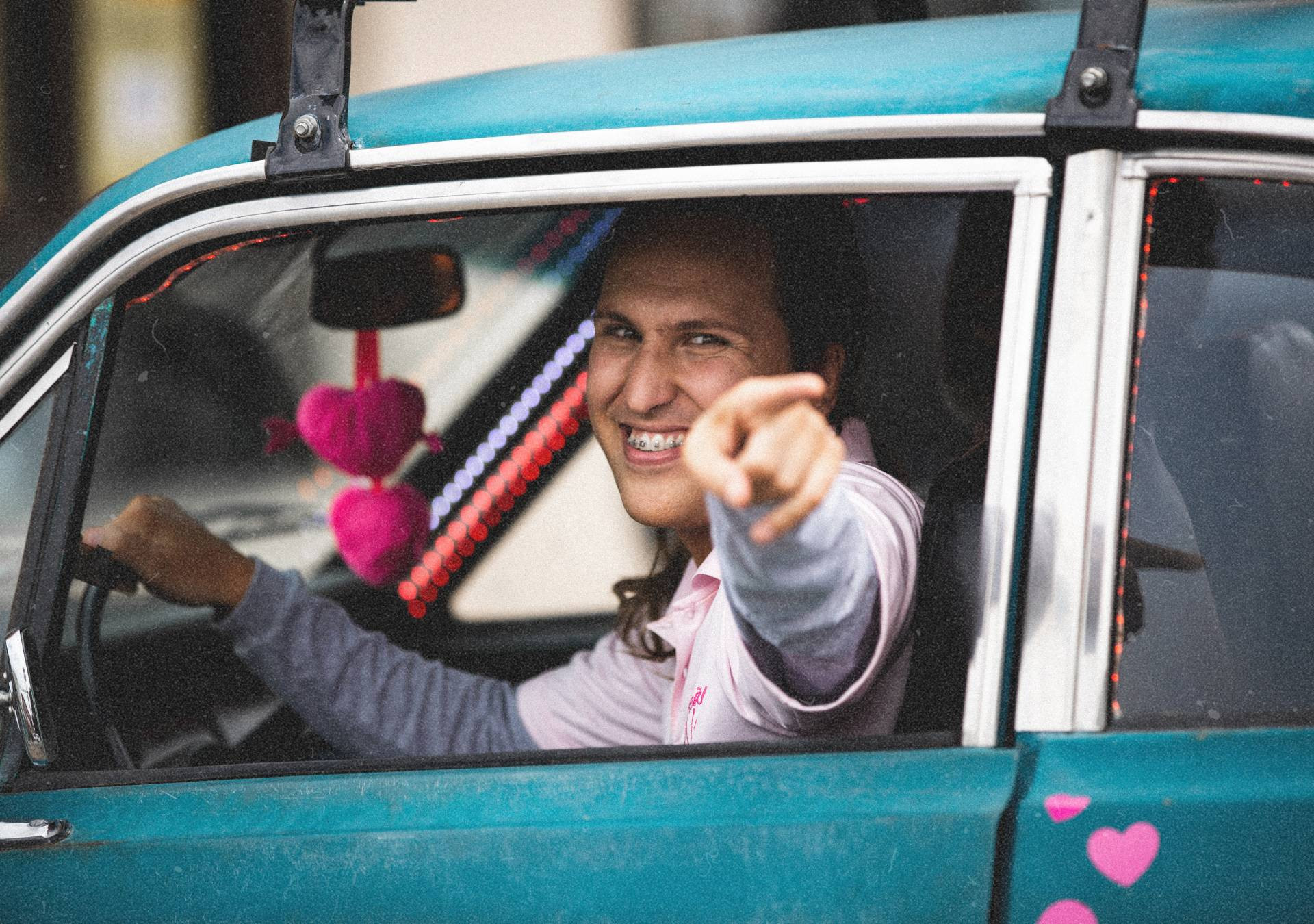 Cena do filme Coração de Neon 18