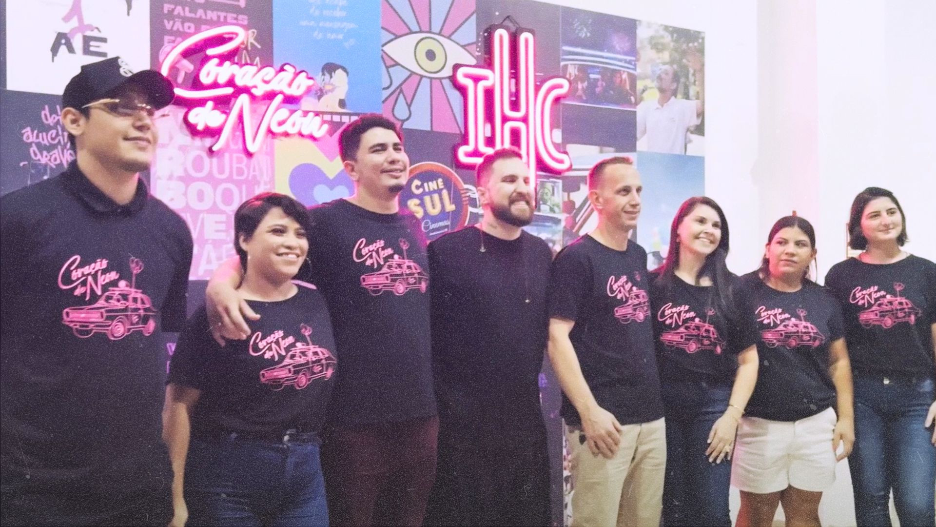 Equipe Coração de Neon na pré-estreia em Medianeira - Cinema Cinesul
